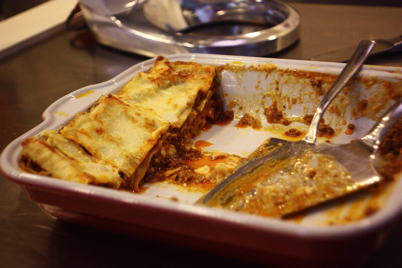 Secrets of Italian cuisine. How to make lasagna. Сooking school "My Odessa Cuisine".