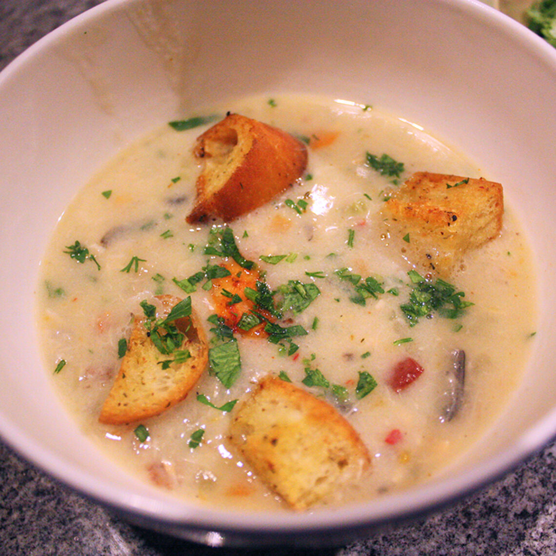 Clam chowder by uncle Gosha. Step by step picture recipes in cooking blog.