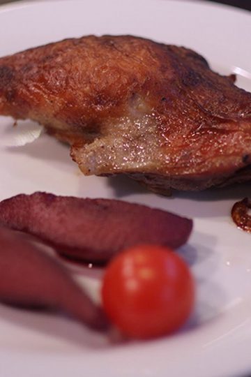 Confit goose legs with poached pears. Step by step recipes in Maria Kalenska blog
