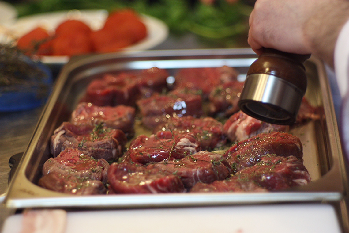 Meat with spices. Meat & Grill & Barbecue Course. Сooking school "My Odessa Cuisine".