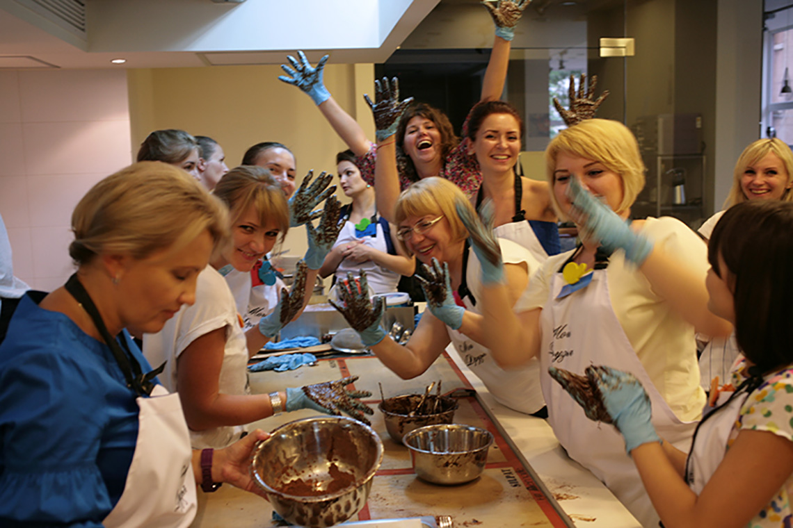 Happy participants. Pastry lessons "Sweet Secrets 2". Cooking school in Ukraine.