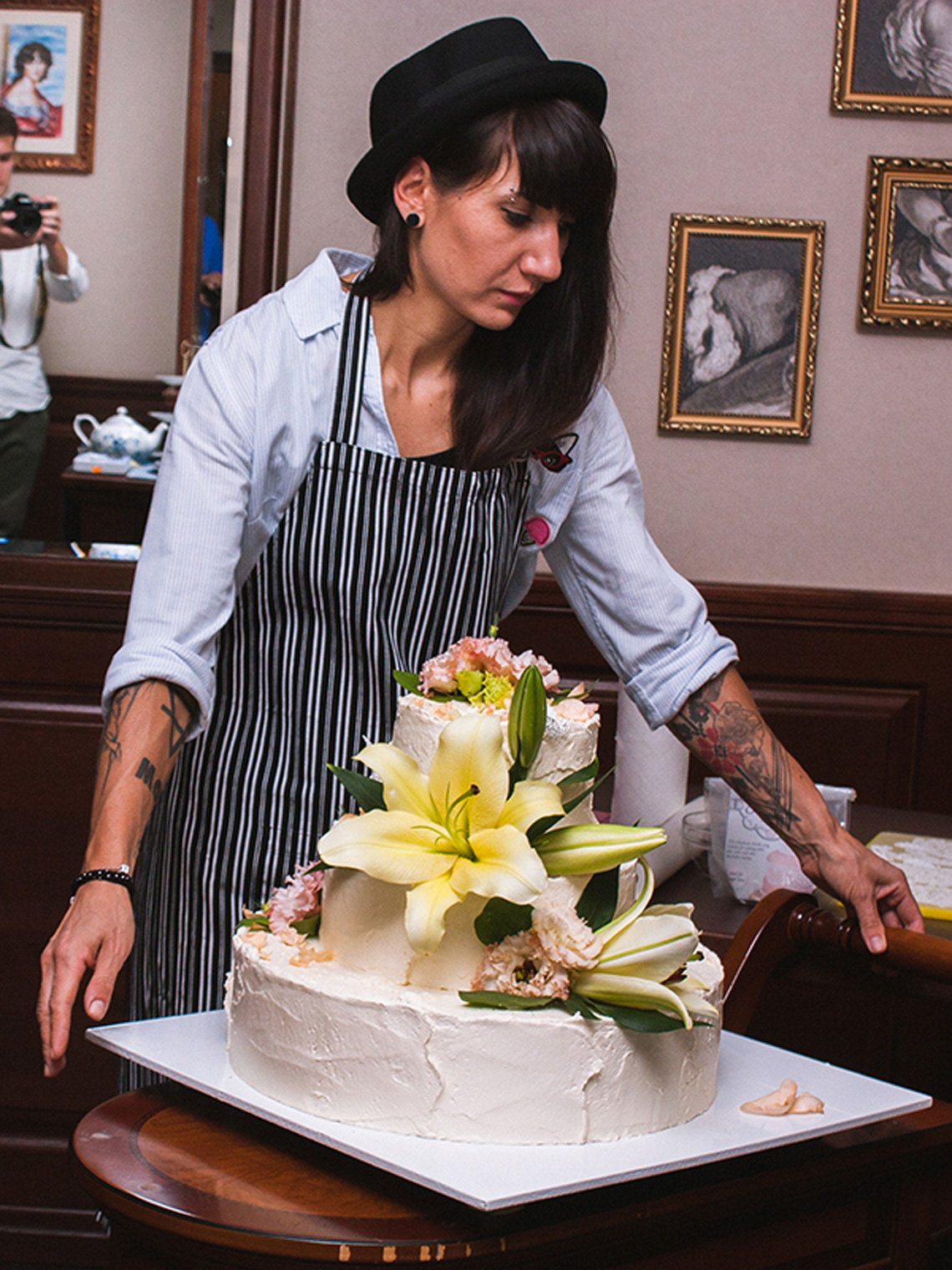 Harry and Meghan’s wedding cake. Сooking class with chef in Odessa