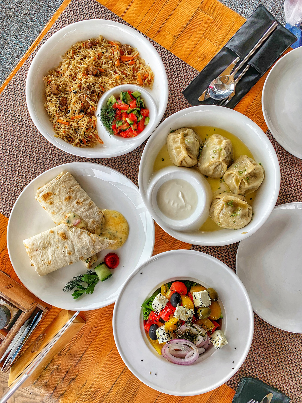Rice and Greek salad. Maria Kalenska food blog