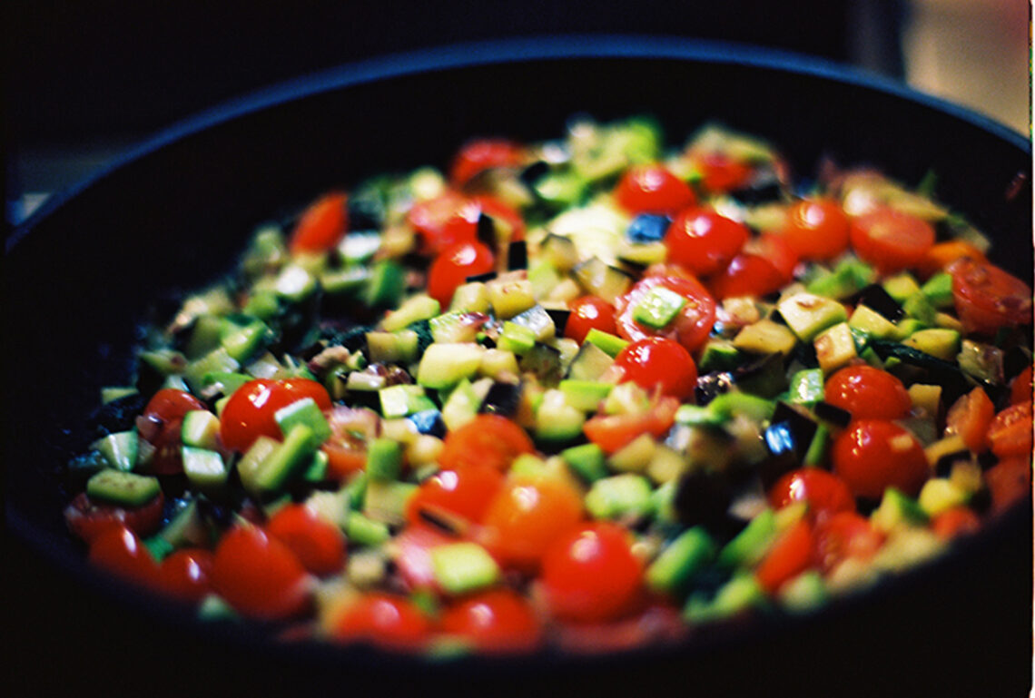 Vegetable sauté. Food recipes with photos and instructions.
