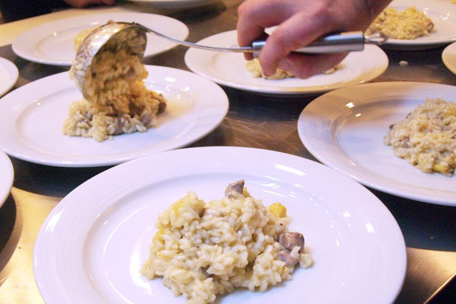 Risotto with duck and chestnuts. Best recipes with photos of tasty dishes.