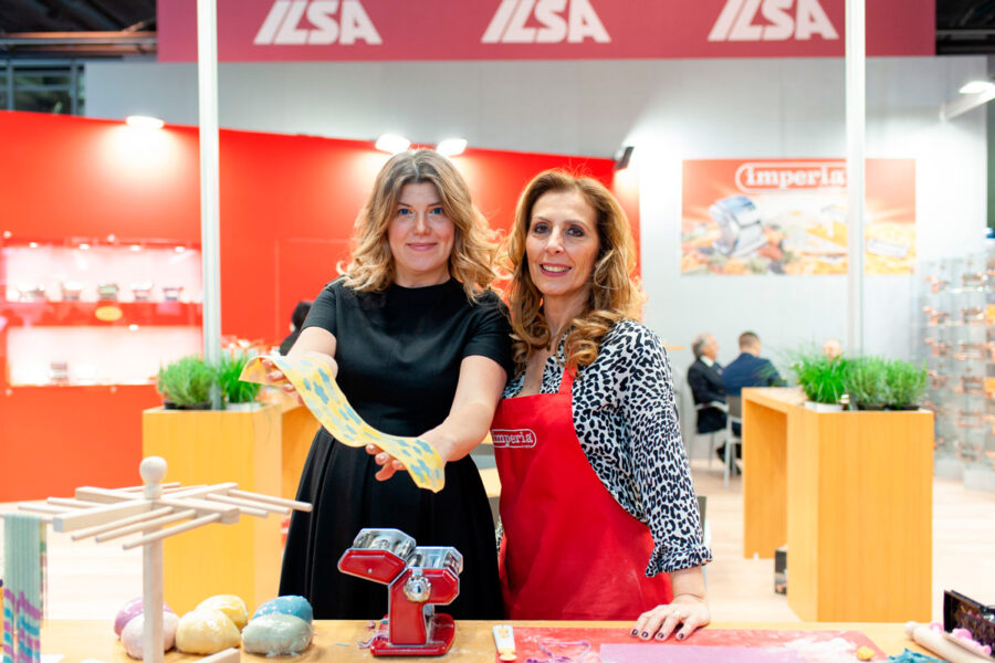 The first and best pasta maker machine in the world. Maria Kalenska blog about Odessa