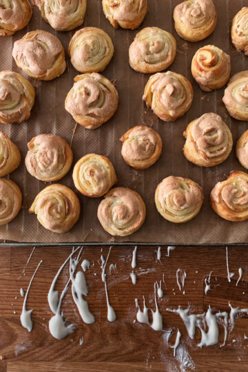 Cookies Roses with delicious meringue. The best culinary recipes of odessa cuisine on Maria Kalenska blog.
